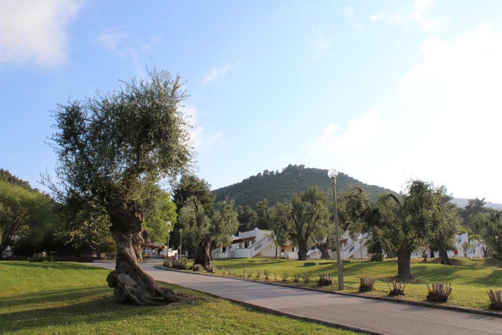 Villetta Roberto Le Macine Di Charme - Pugnochiuso Resort Vieste Bagian luar foto